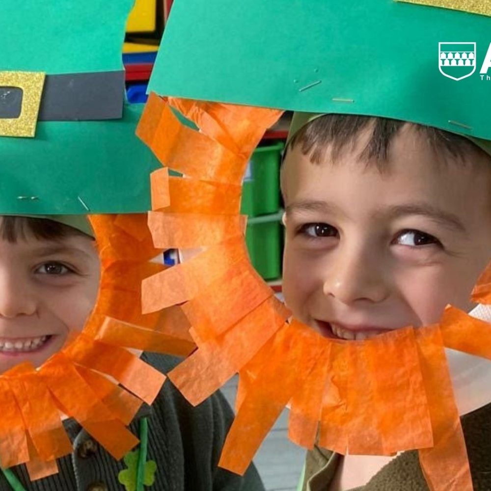 El Colegio Afuera se viste de verde para celebrar San Patricio