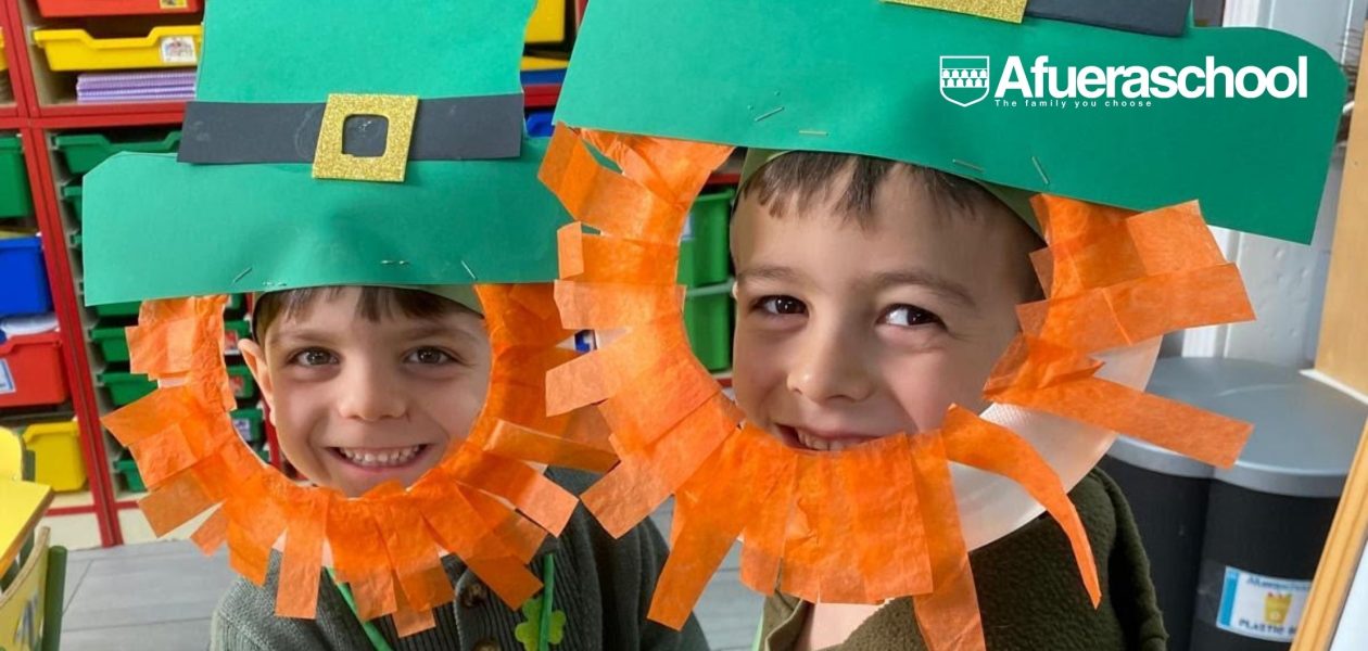 El Colegio Afuera se viste de verde para celebrar San Patricio