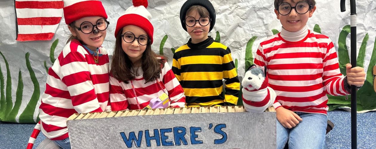 ¿Dónde está Wally? ¡En el Colegio Afuera!